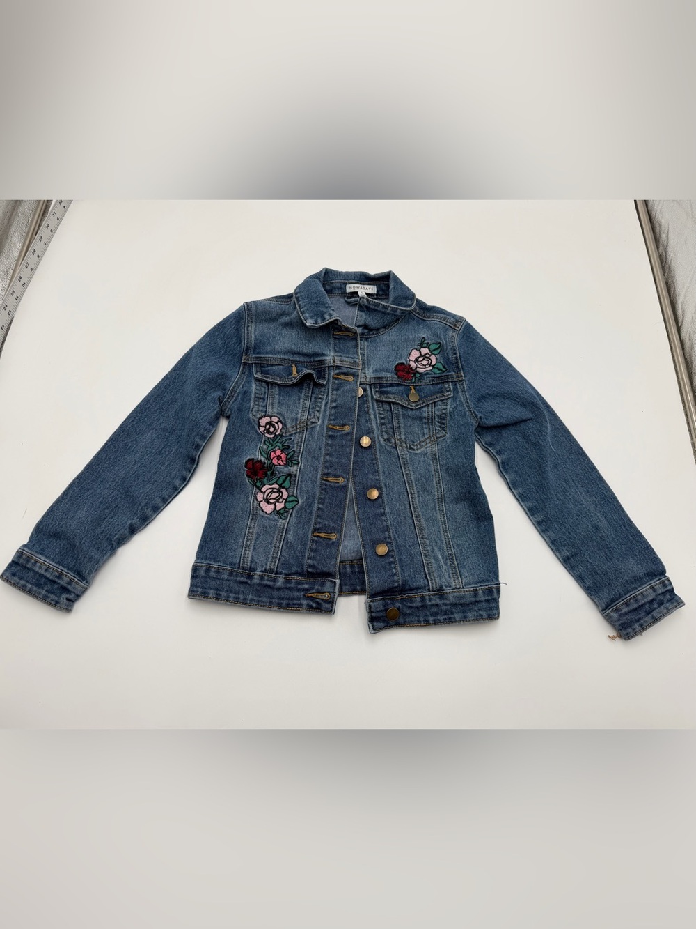 Nowadays Girls Denim Jacket Medium Blue Floral Embroidered Button Front Jean